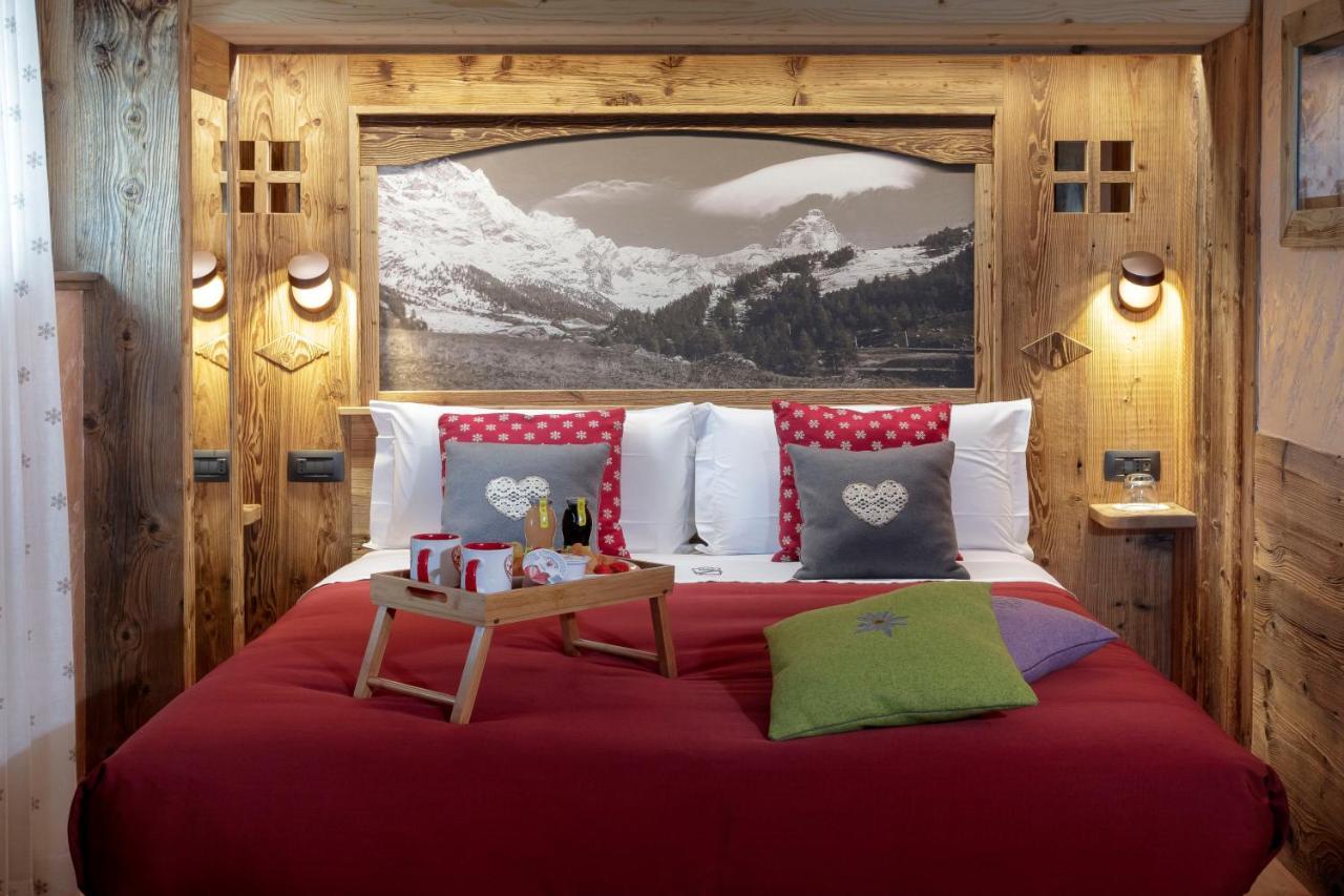 Chalet Matterhorn Francois - Central Ski Chalet With Spa And Breakfast, 100Mt Lift Breuil-Cervinia Eksteriør bilde